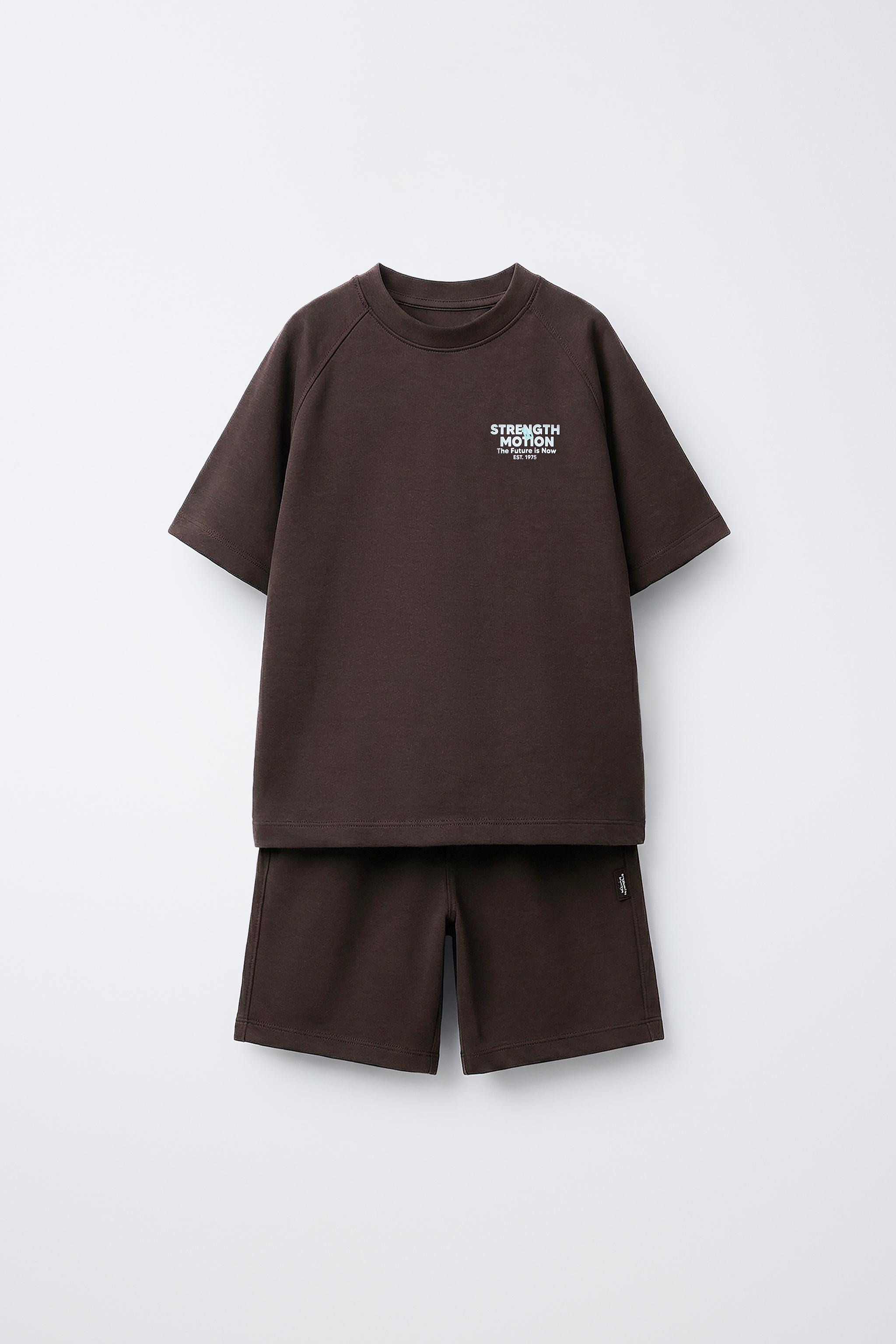 INTERLOCK TEXT T-SHIRT AND BERMUDA SET